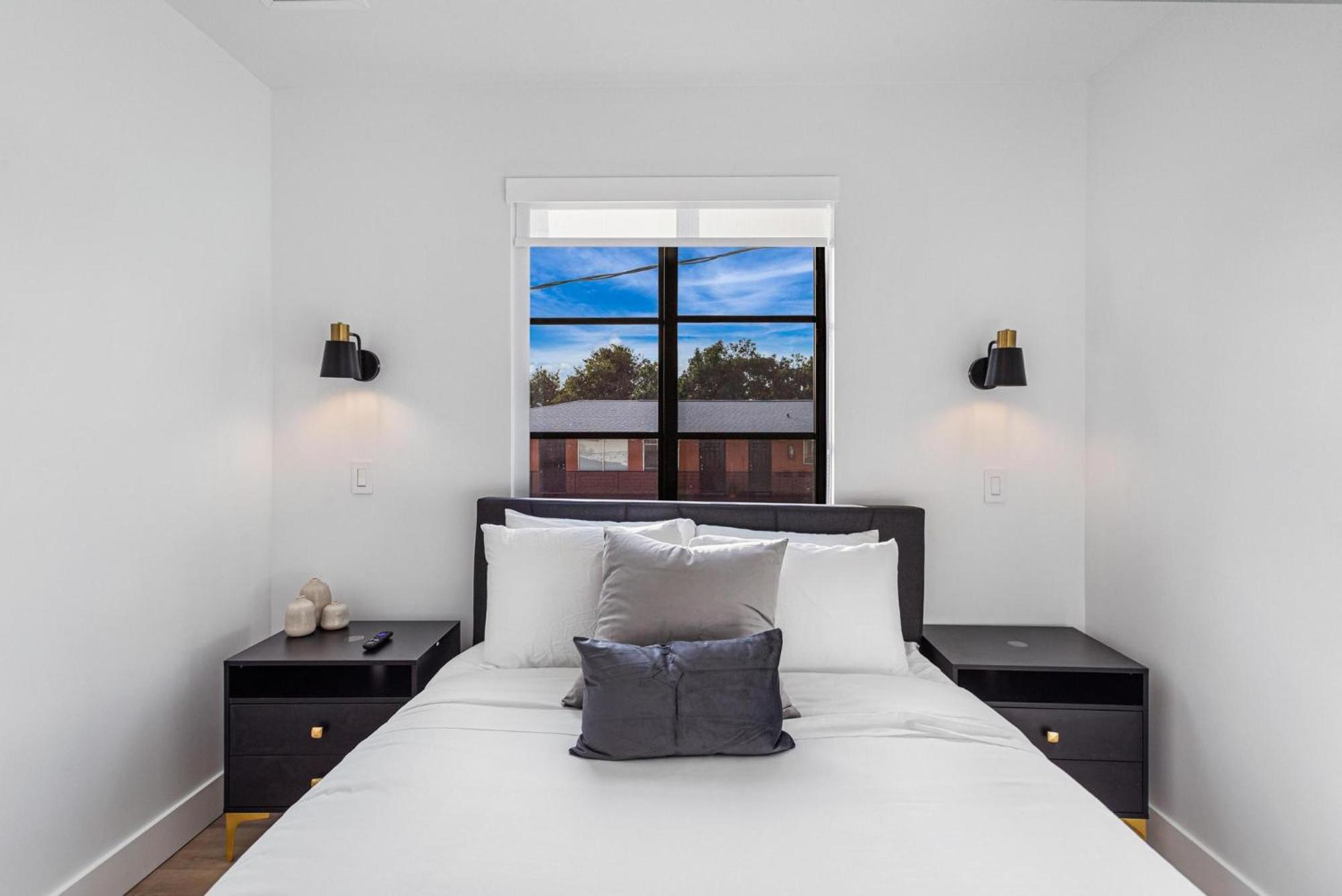 Lux Retreat By Renzzi Apartment Маями Екстериор снимка