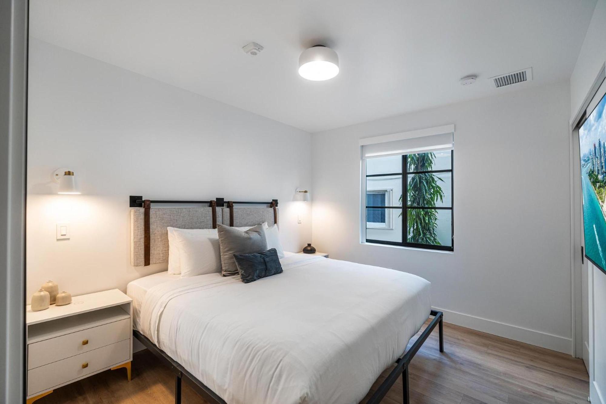 Lux Retreat By Renzzi Apartment Маями Екстериор снимка